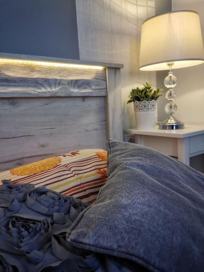 Foglal-Lak Apartman Eger Luaran gambar