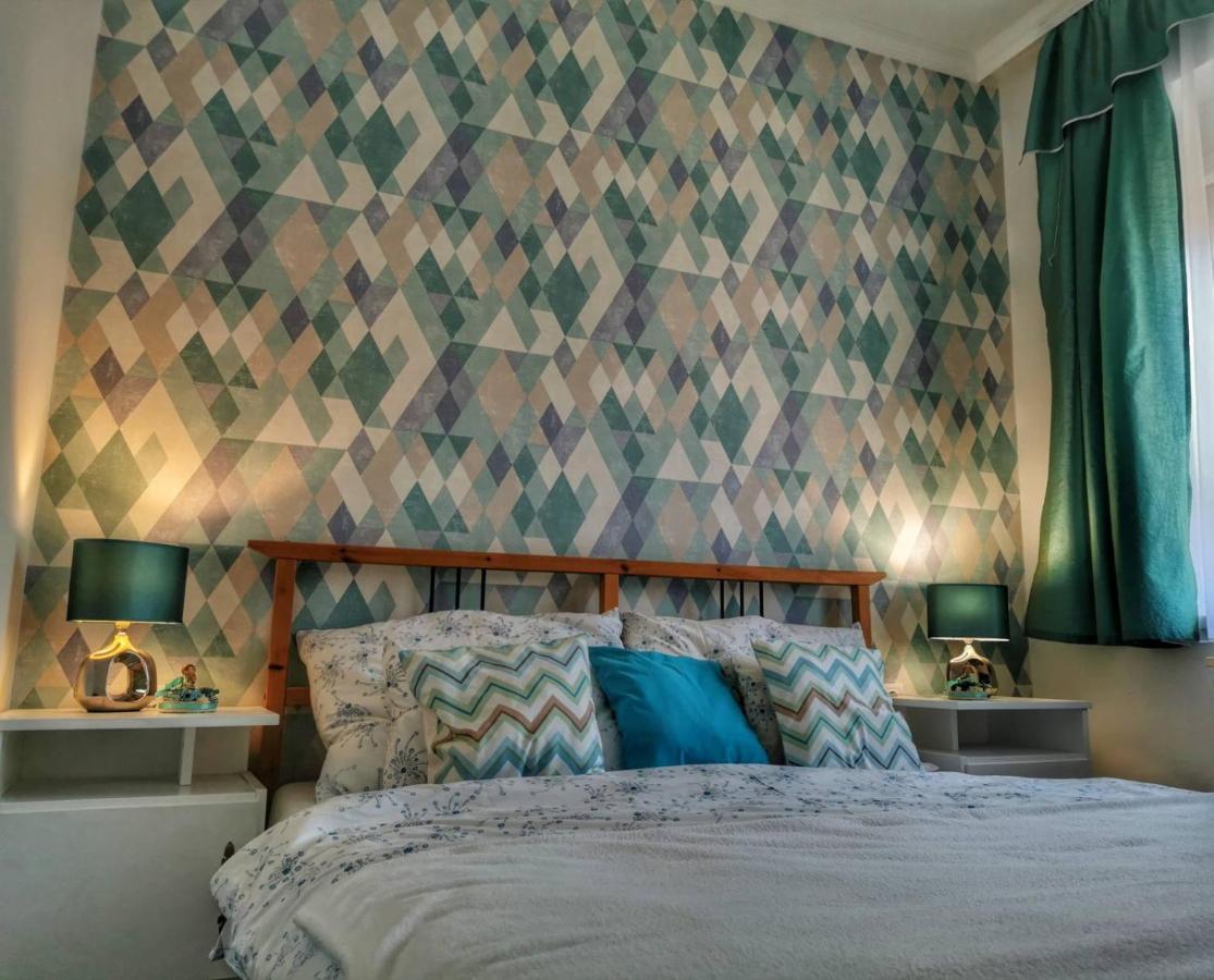 Foglal-Lak Apartman Eger Luaran gambar